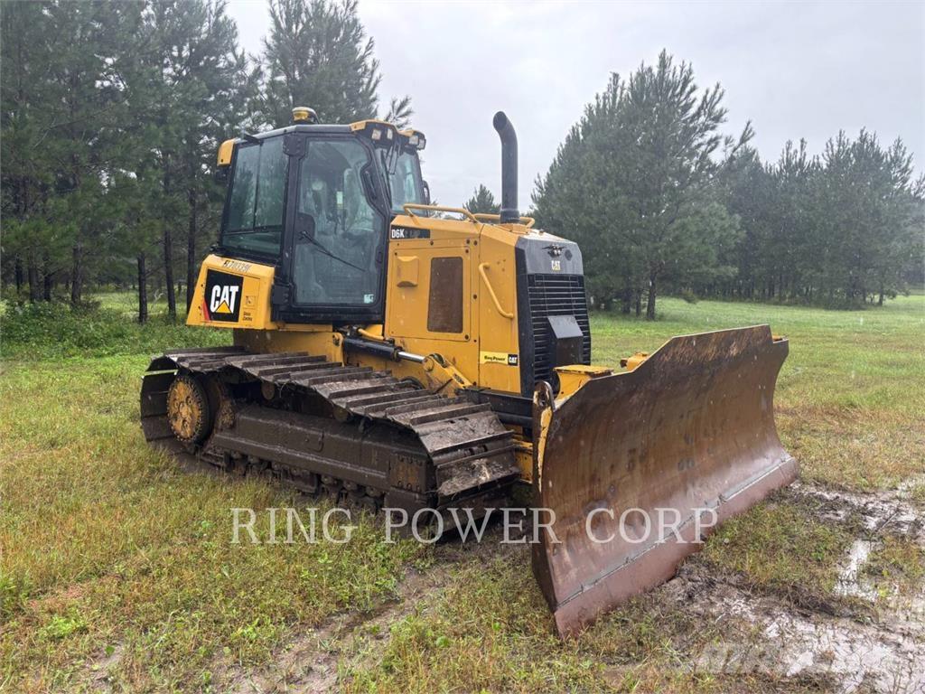CAT D6K2LGP بلدوزرات مجنزرة