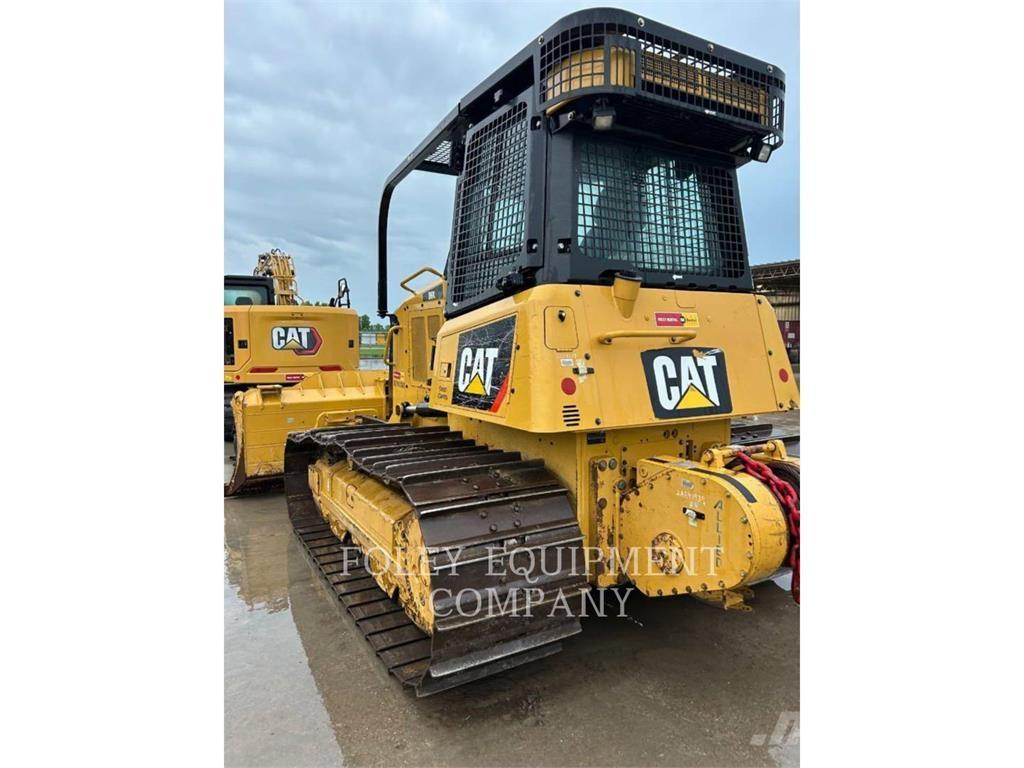 CAT D6K2LGPA بلدوزرات مجنزرة