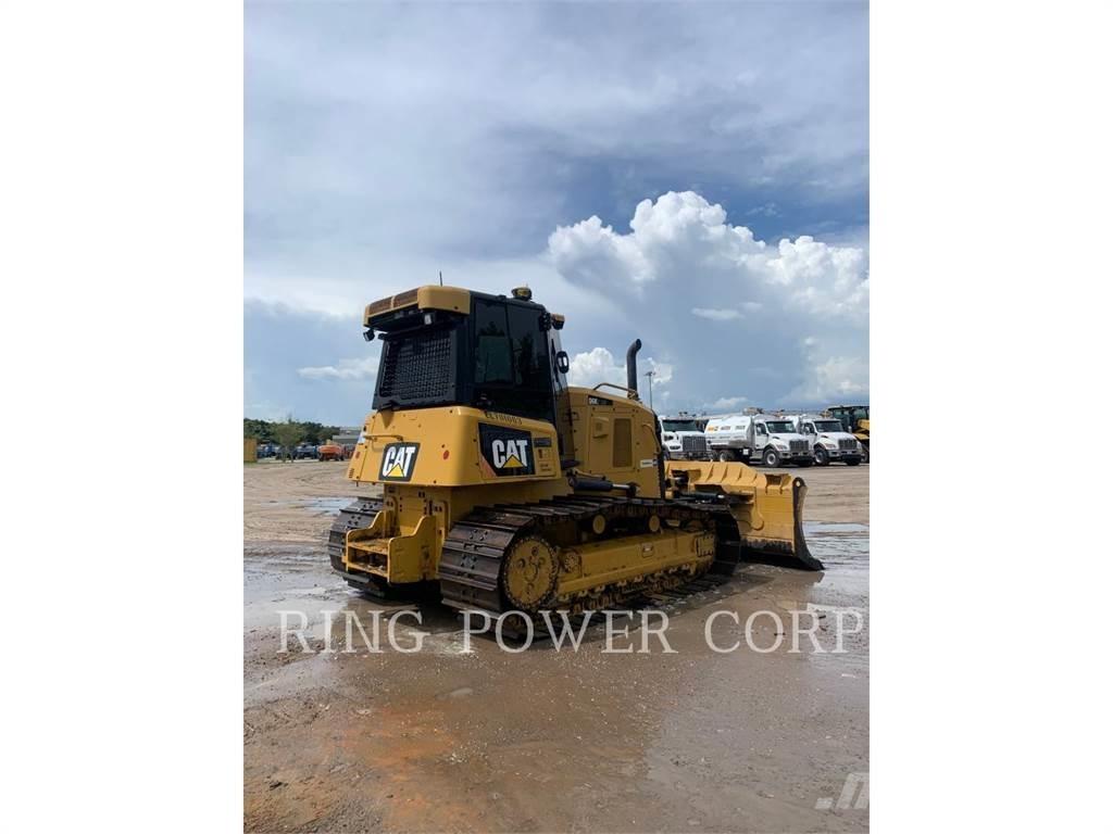 CAT D6K2LGPEW بلدوزرات مجنزرة