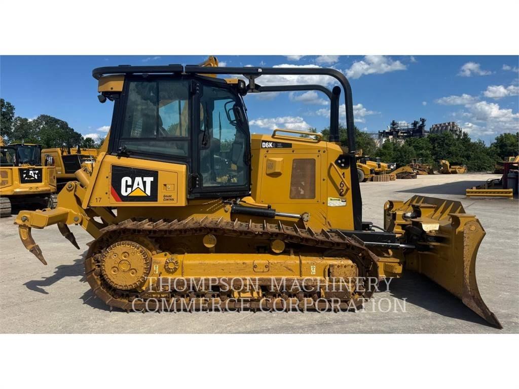 CAT D6K2XL بلدوزرات مجنزرة