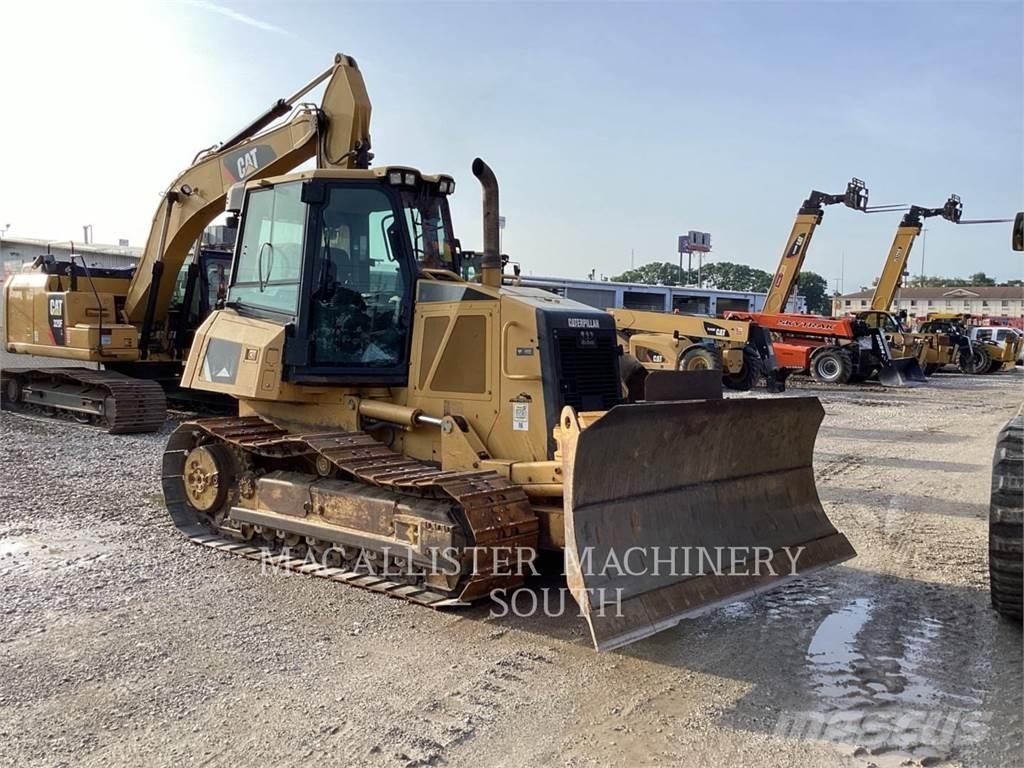 CAT D6KXL بلدوزرات مجنزرة