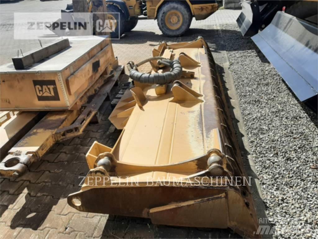 CAT D6L-20A بلدوزرات مجنزرة
