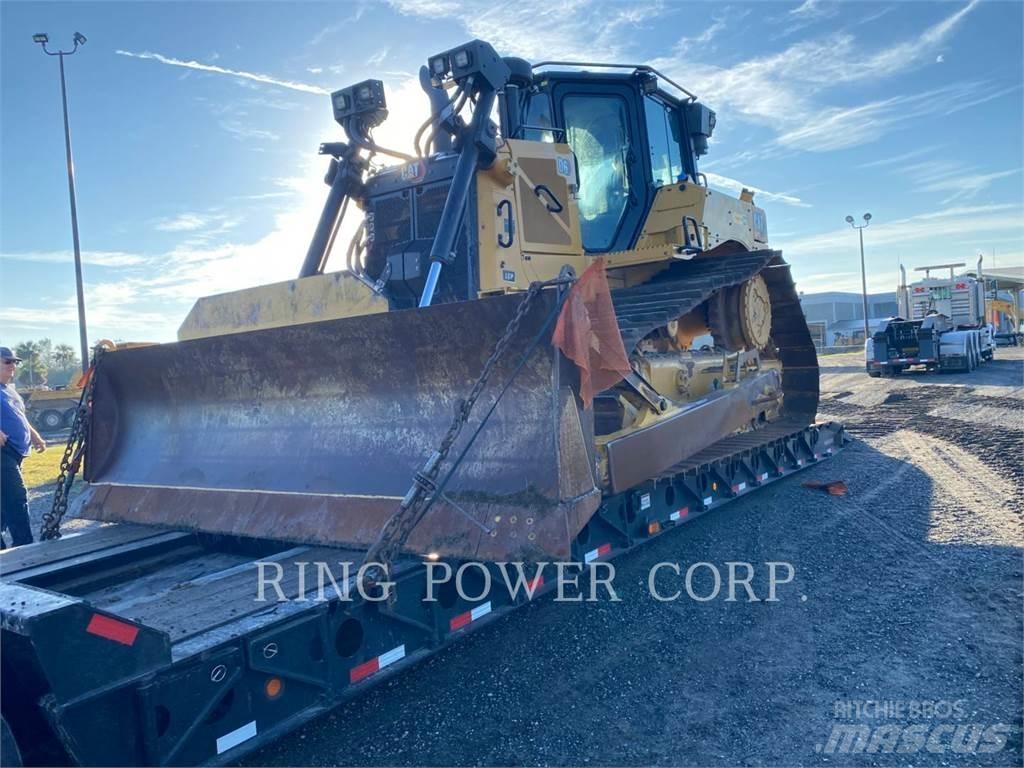 CAT D6LGP بلدوزرات مجنزرة