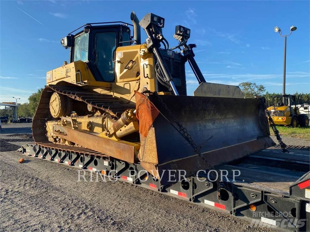 CAT D6LGP بلدوزرات مجنزرة