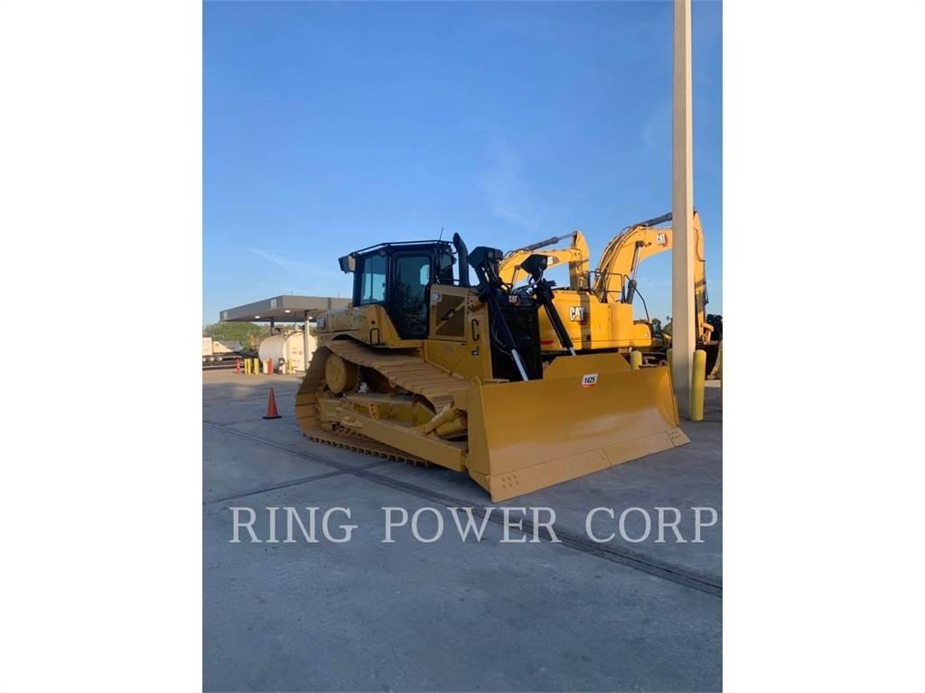 CAT D6LGP بلدوزرات مجنزرة