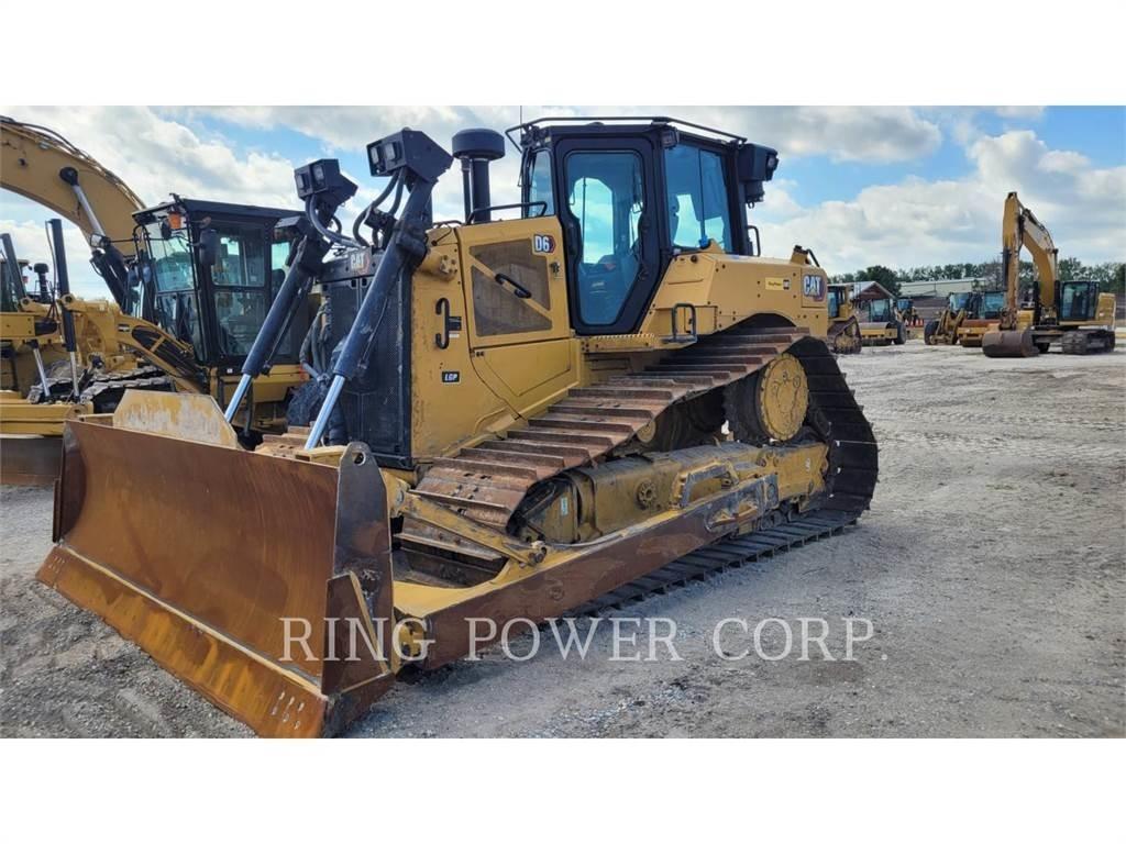 CAT D6LGP بلدوزرات مجنزرة