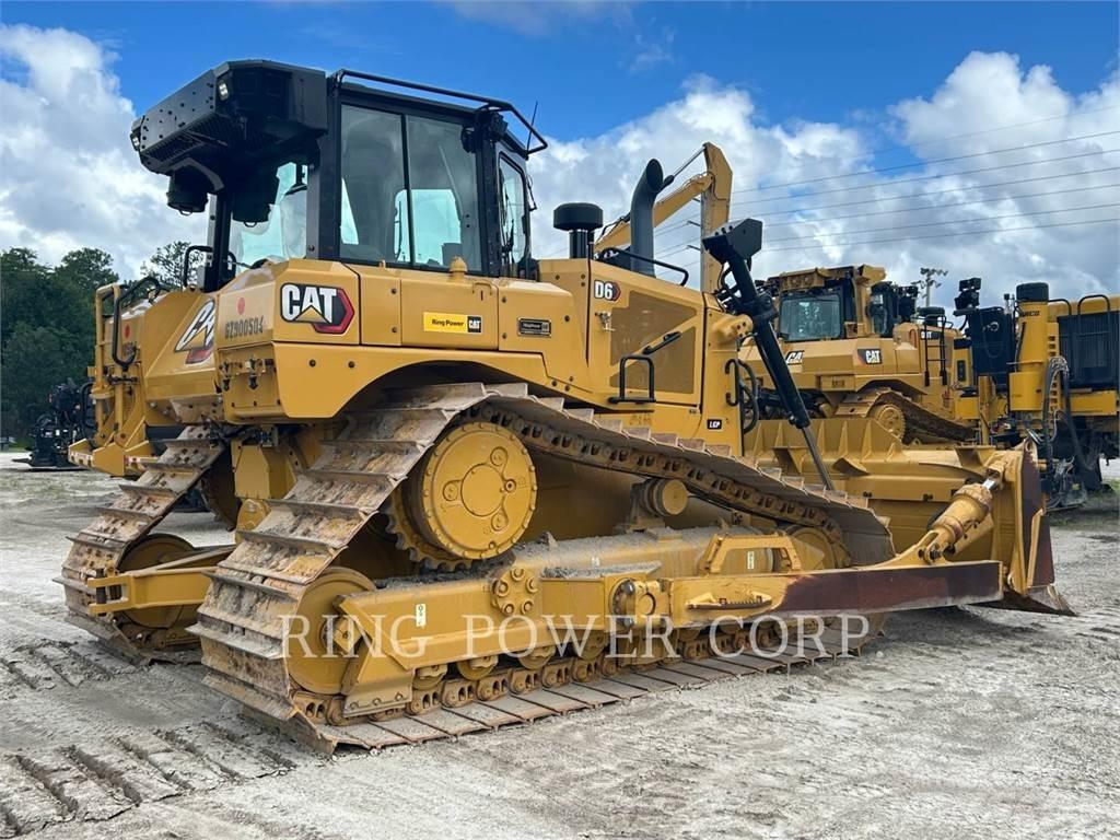 CAT D6LGP بلدوزرات مجنزرة