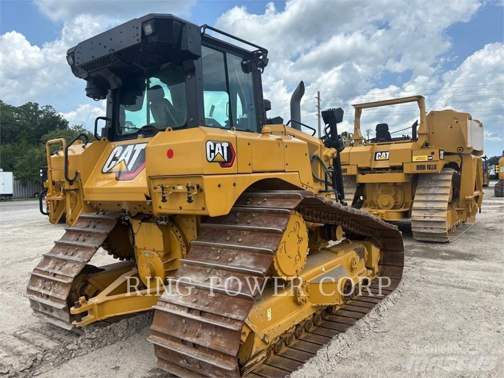 CAT D6LGP بلدوزرات مجنزرة