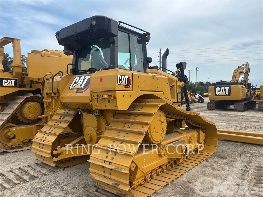 CAT D6LGP بلدوزرات مجنزرة