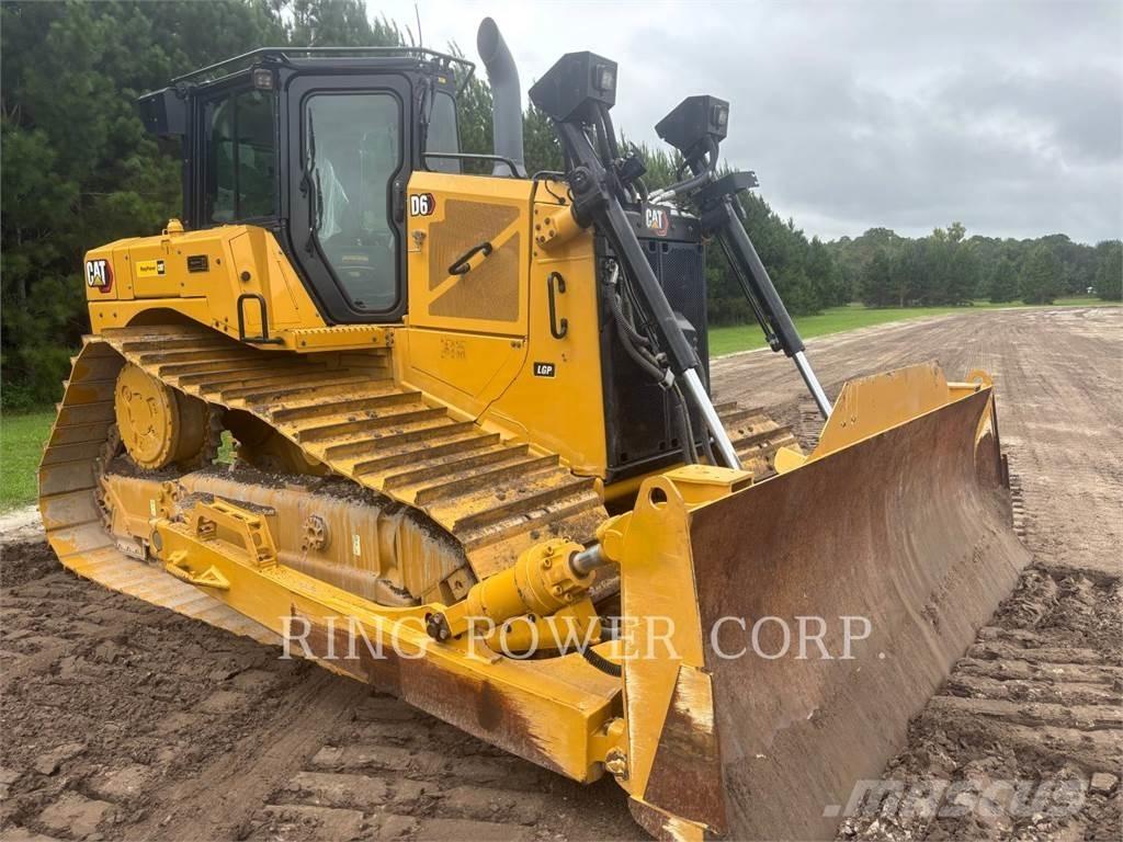 CAT D6LGP بلدوزرات مجنزرة
