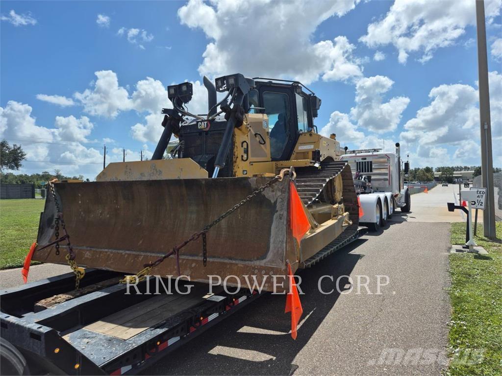 CAT D6LGP بلدوزرات مجنزرة