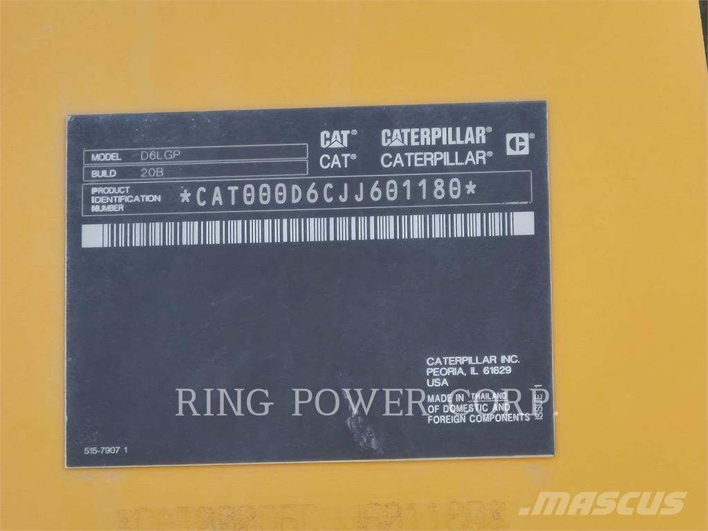 CAT D6LGP بلدوزرات مجنزرة