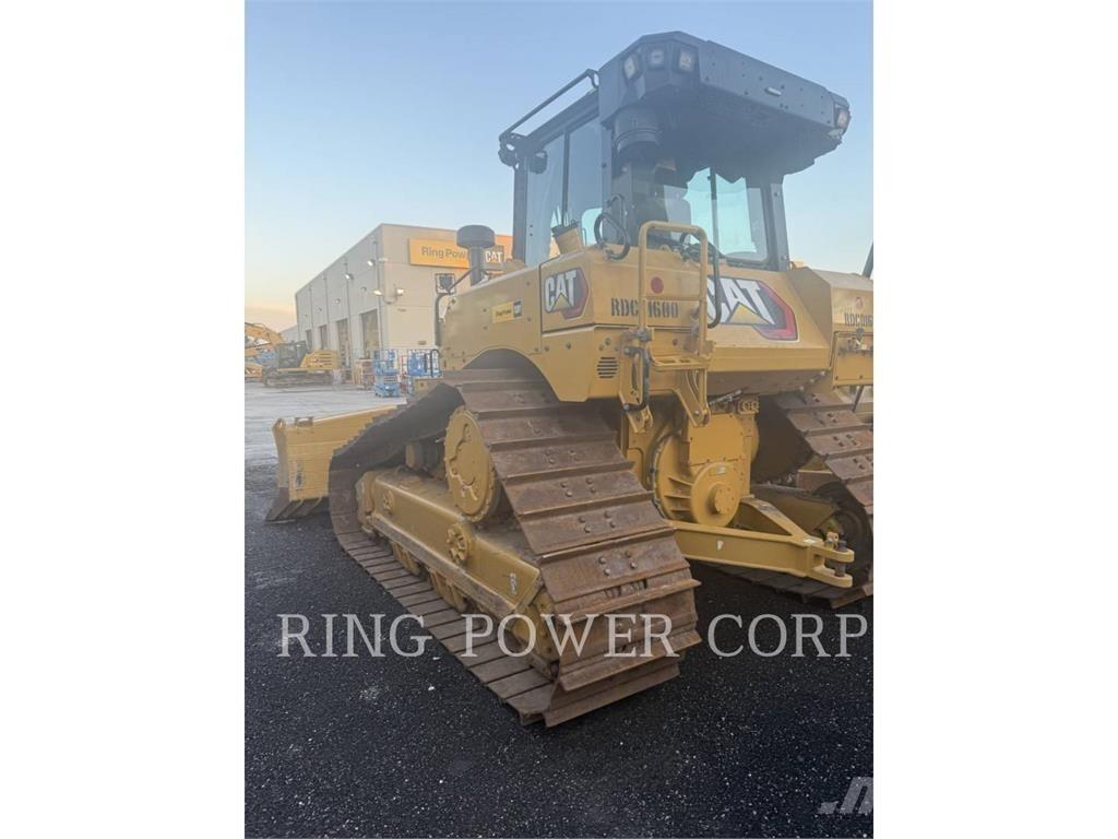 CAT D6LGPVPT بلدوزرات مجنزرة