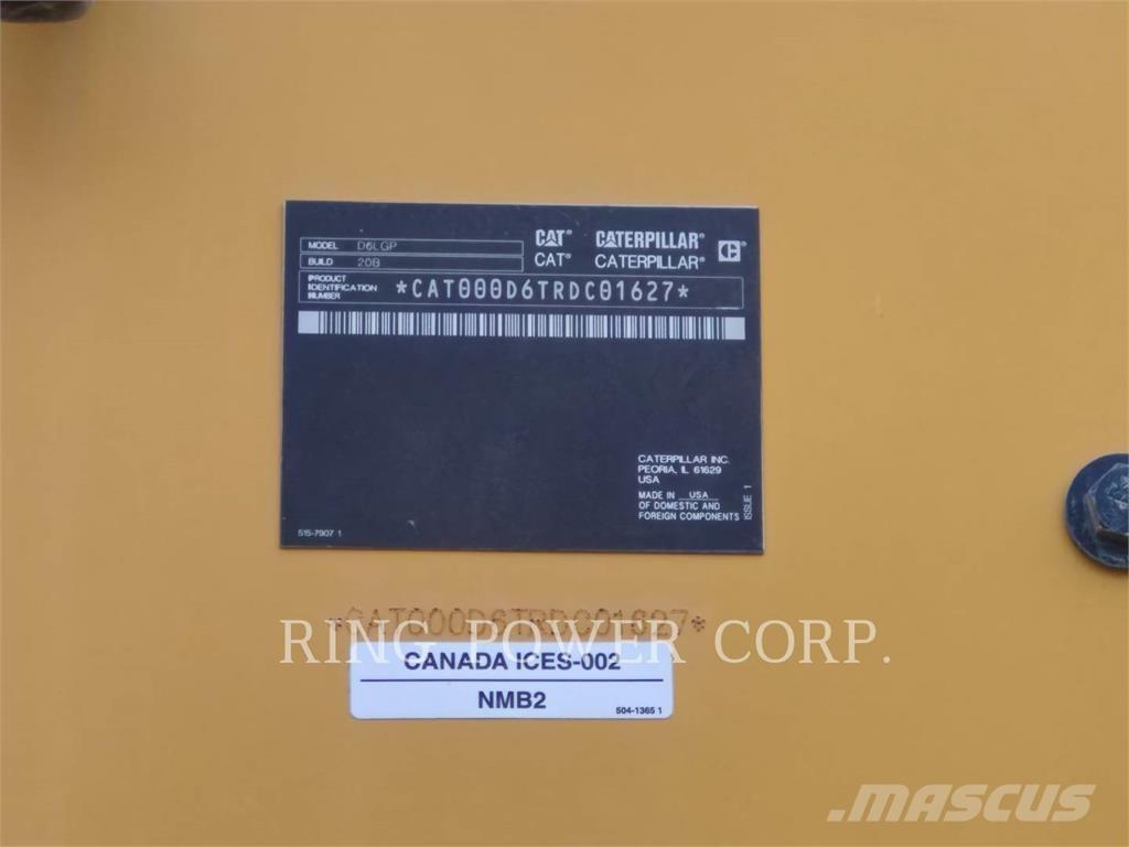 CAT D6LGPVPT بلدوزرات مجنزرة
