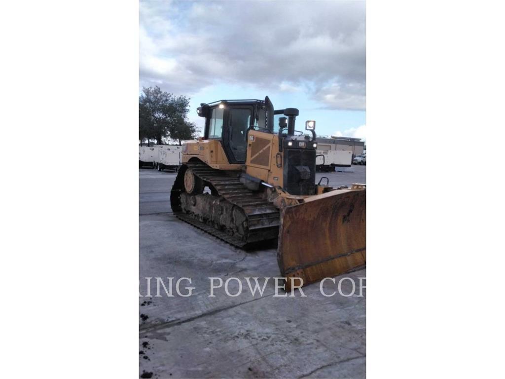 CAT D6LGPVPTEW بلدوزرات مجنزرة