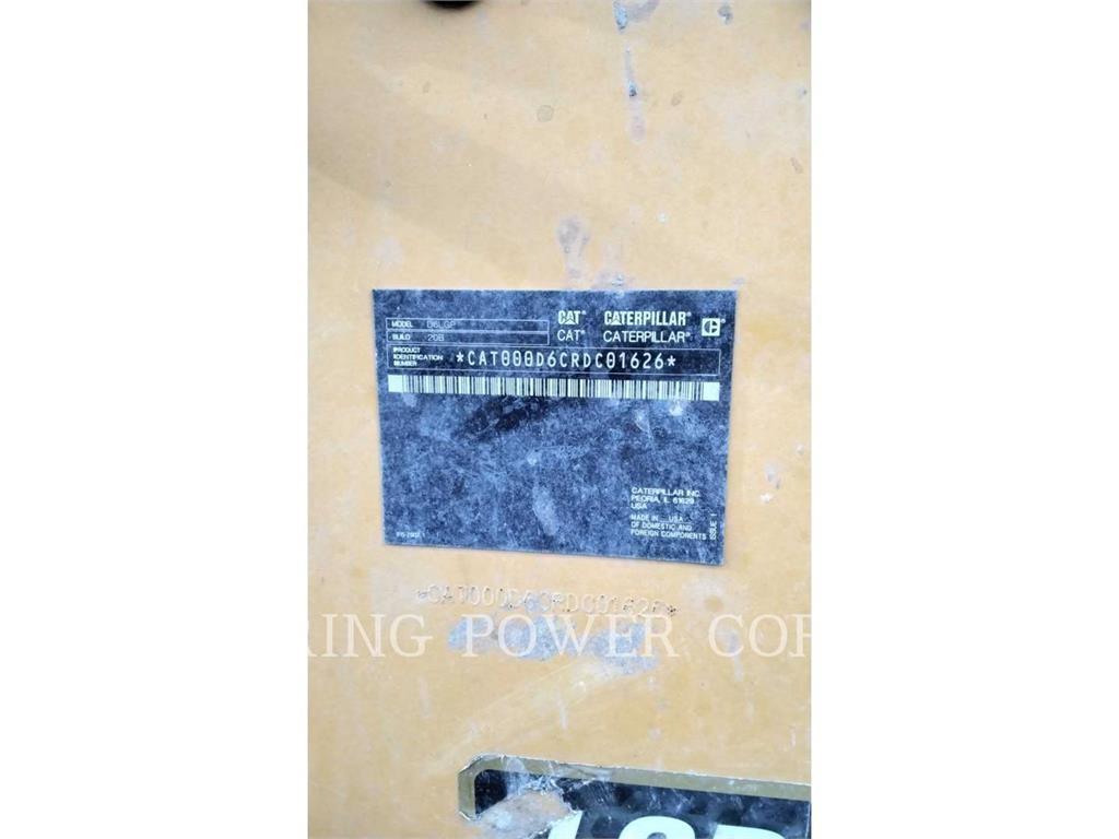 CAT D6LGPVPTEW بلدوزرات مجنزرة