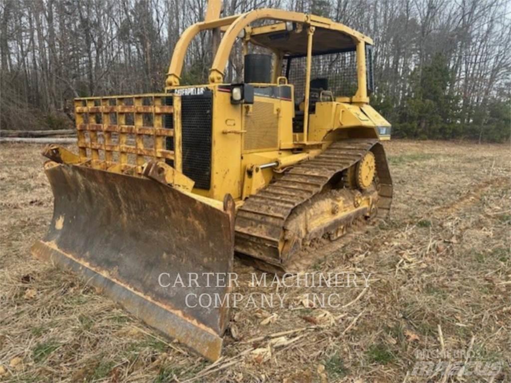 CAT D6MXL بلدوزرات مجنزرة