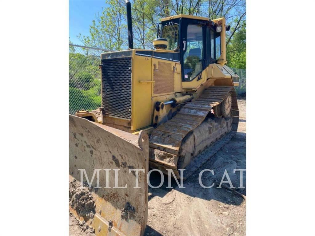 CAT D6MXL بلدوزرات مجنزرة
