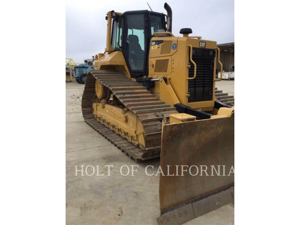 CAT D6N LGP بلدوزرات مجنزرة