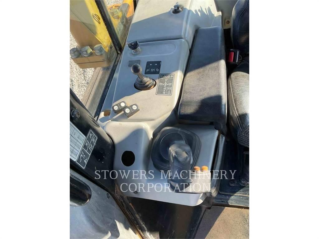 CAT D6N LGP بلدوزرات مجنزرة
