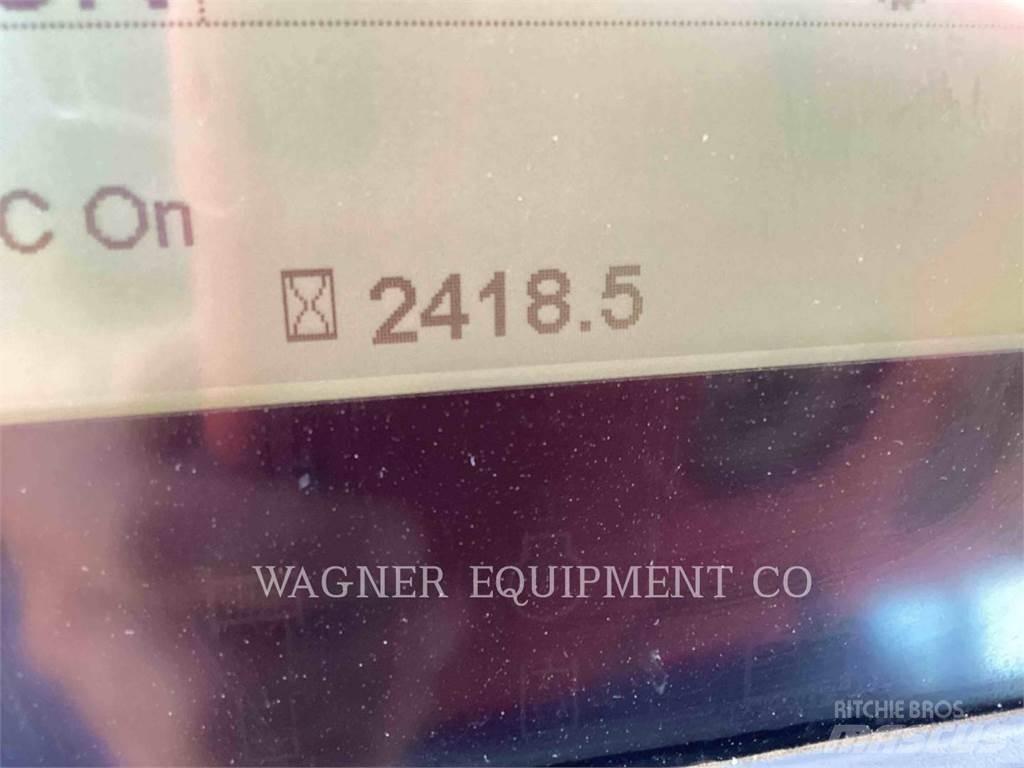 CAT D6N LGP PL بلدوزرات مجنزرة