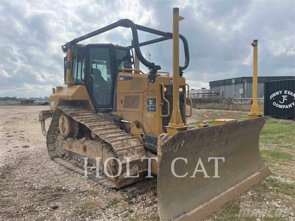 CAT D6N XL بلدوزرات مجنزرة