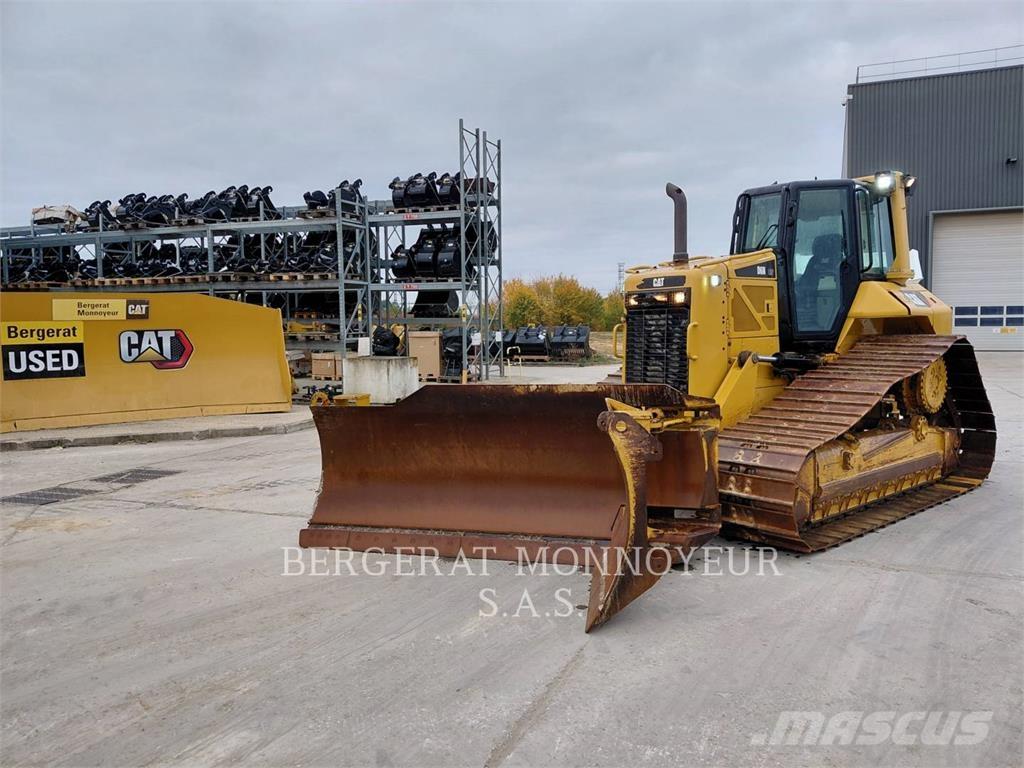 CAT D6N3B LGP بلدوزرات مجنزرة
