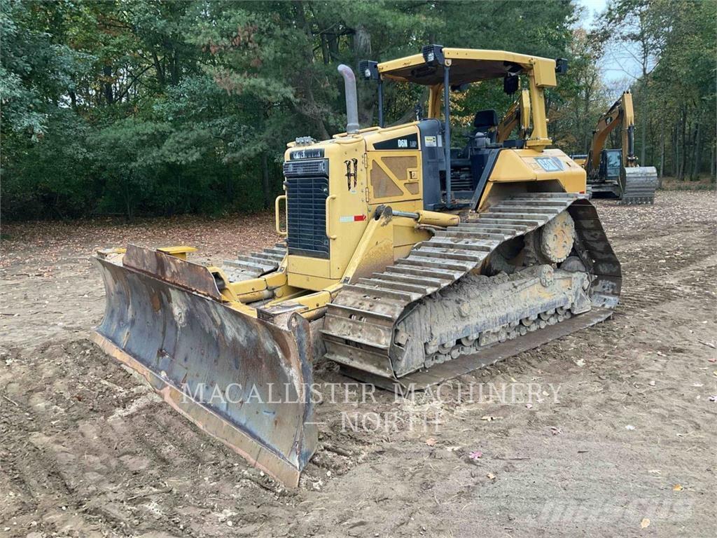 CAT D6NL بلدوزرات مجنزرة
