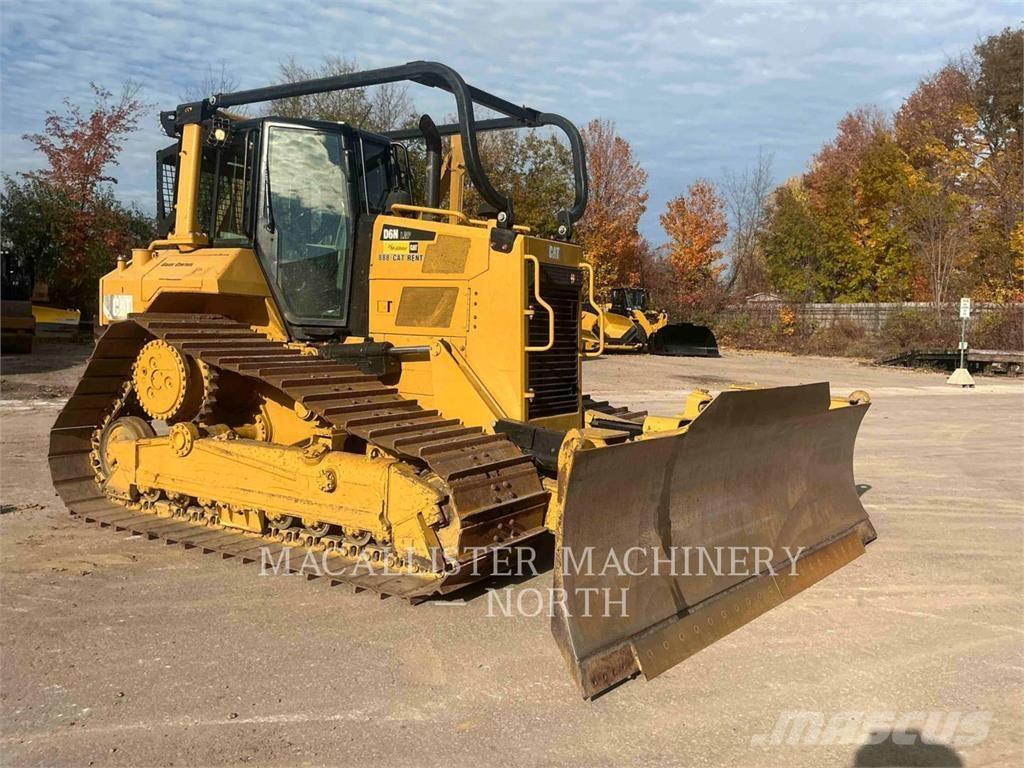 CAT D6NL AHZ24F بلدوزرات مجنزرة
