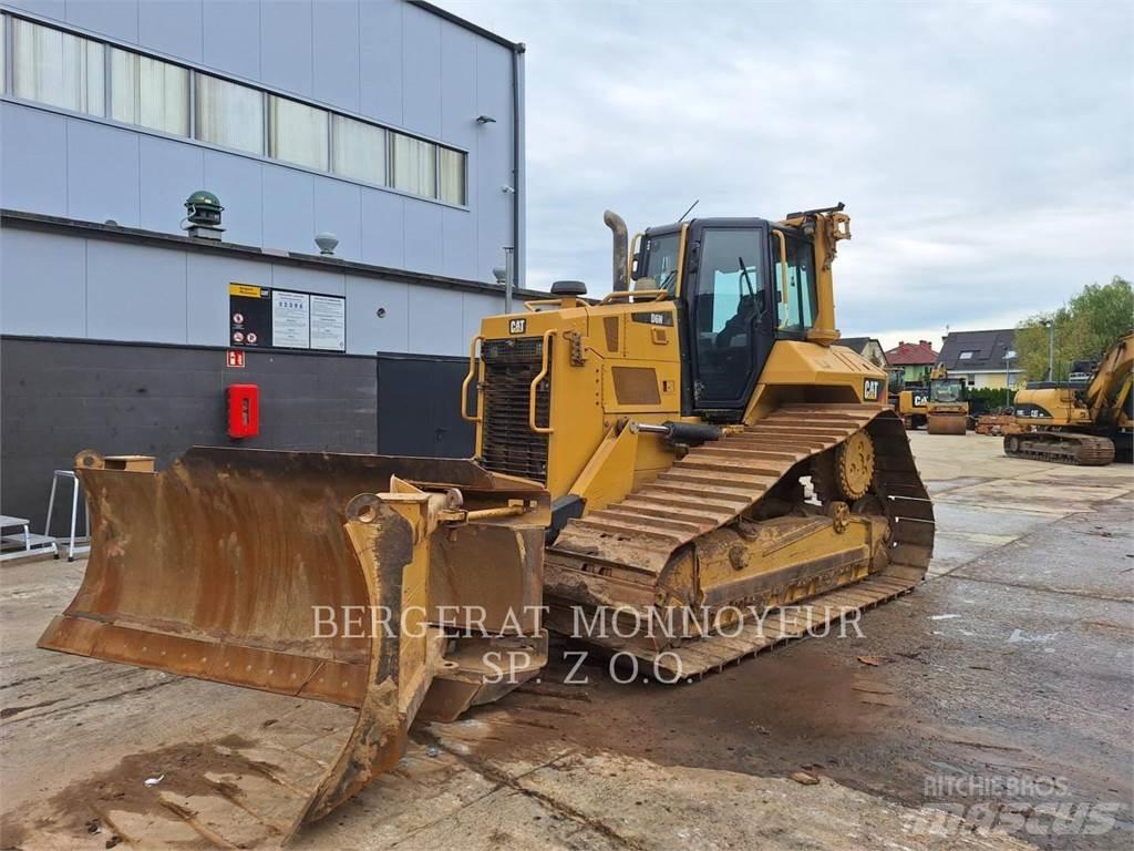 CAT D6NLGP بلدوزرات مجنزرة