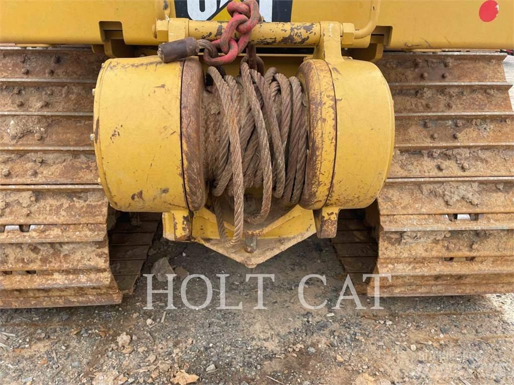 CAT D6NLGP بلدوزرات مجنزرة