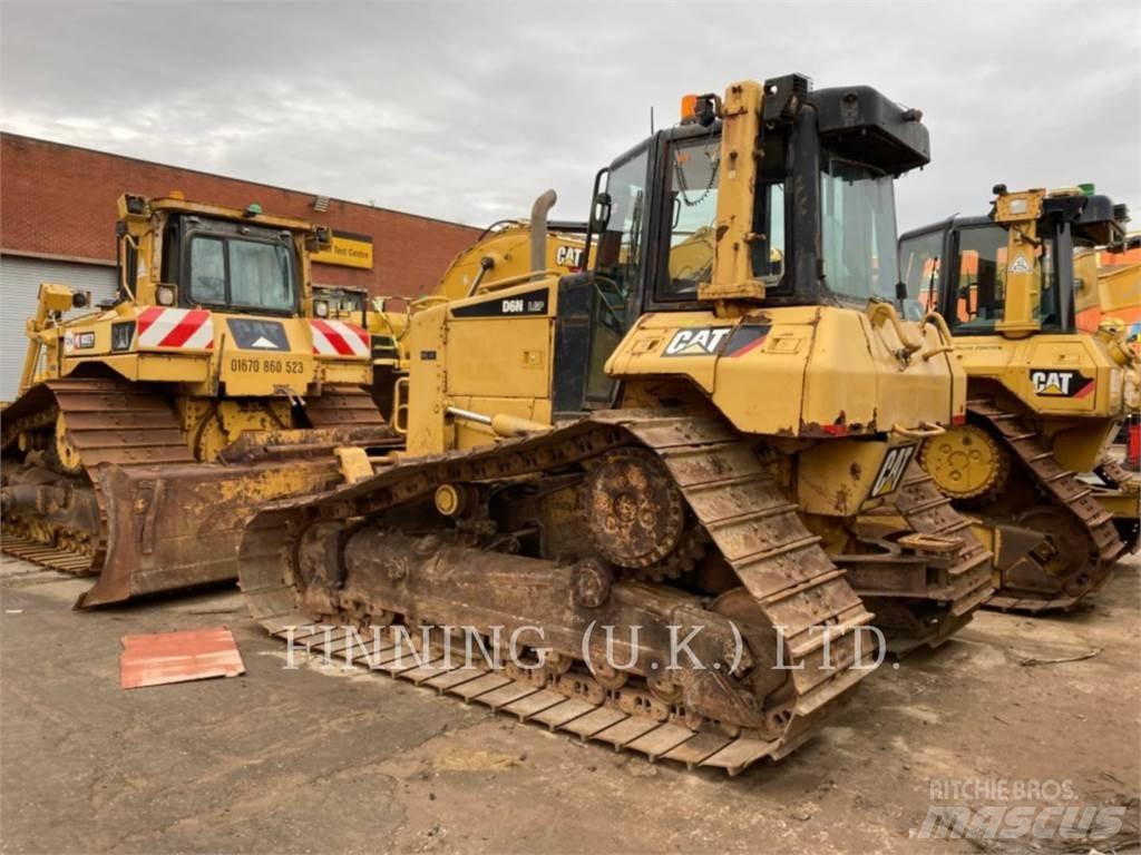 CAT D6NLGP بلدوزرات مجنزرة