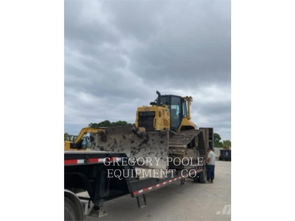 CAT D6NLGP بلدوزرات مجنزرة