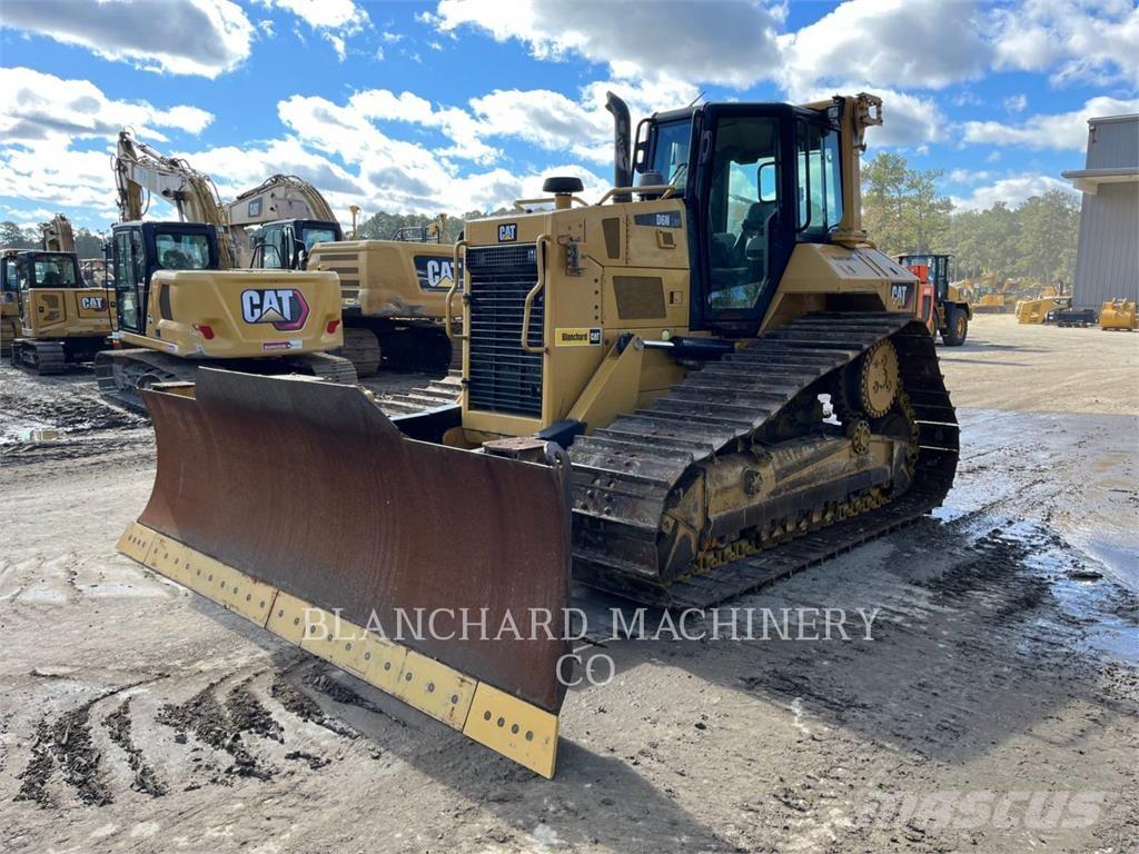 CAT D6NLGP بلدوزرات مجنزرة