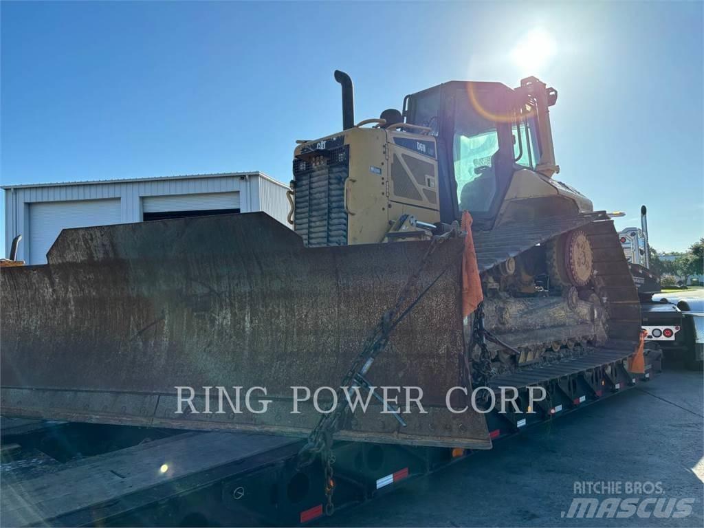 CAT D6NLGPT4 بلدوزرات مجنزرة