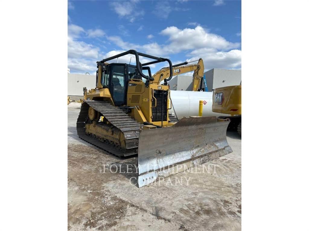 CAT D6NLGPVPI بلدوزرات مجنزرة
