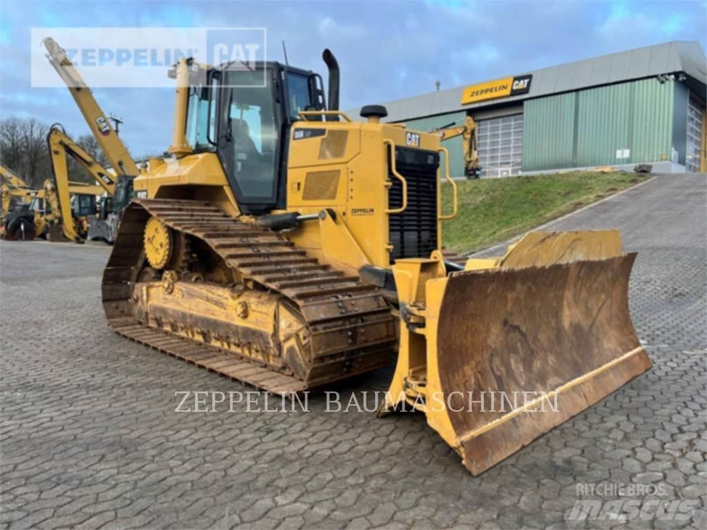 CAT D6NMP بلدوزرات مجنزرة