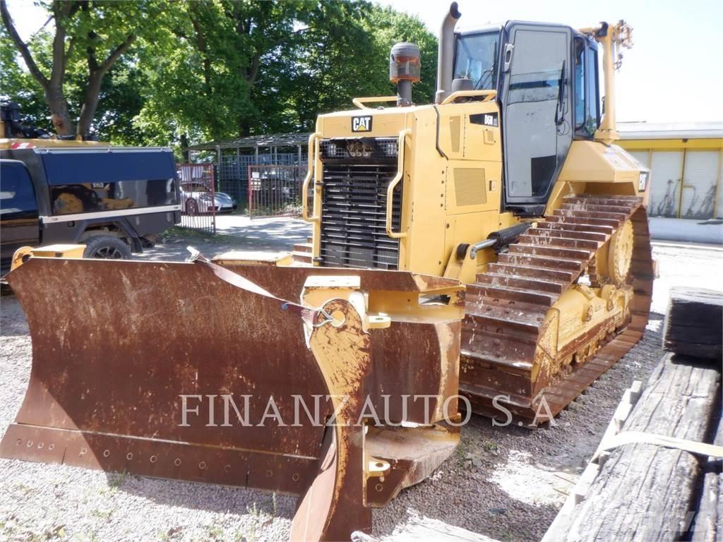 CAT D6NXL بلدوزرات مجنزرة