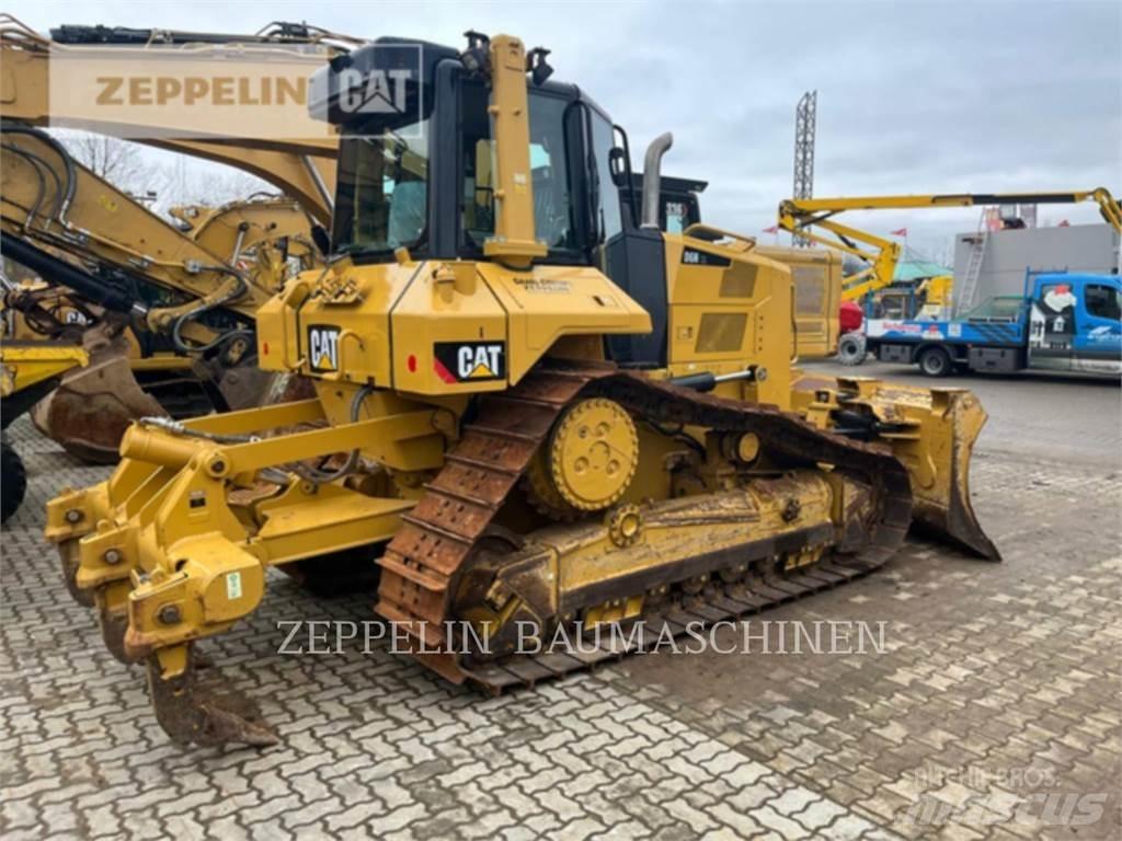 CAT D6NXLP بلدوزرات مجنزرة