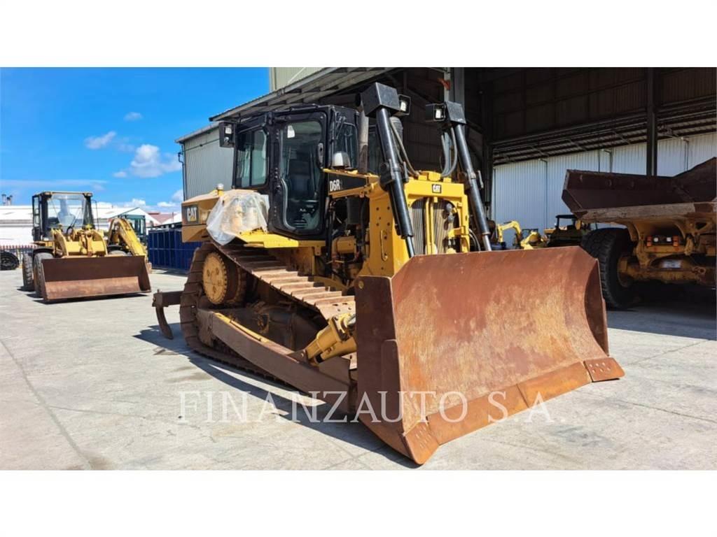 CAT D6R بلدوزرات مجنزرة