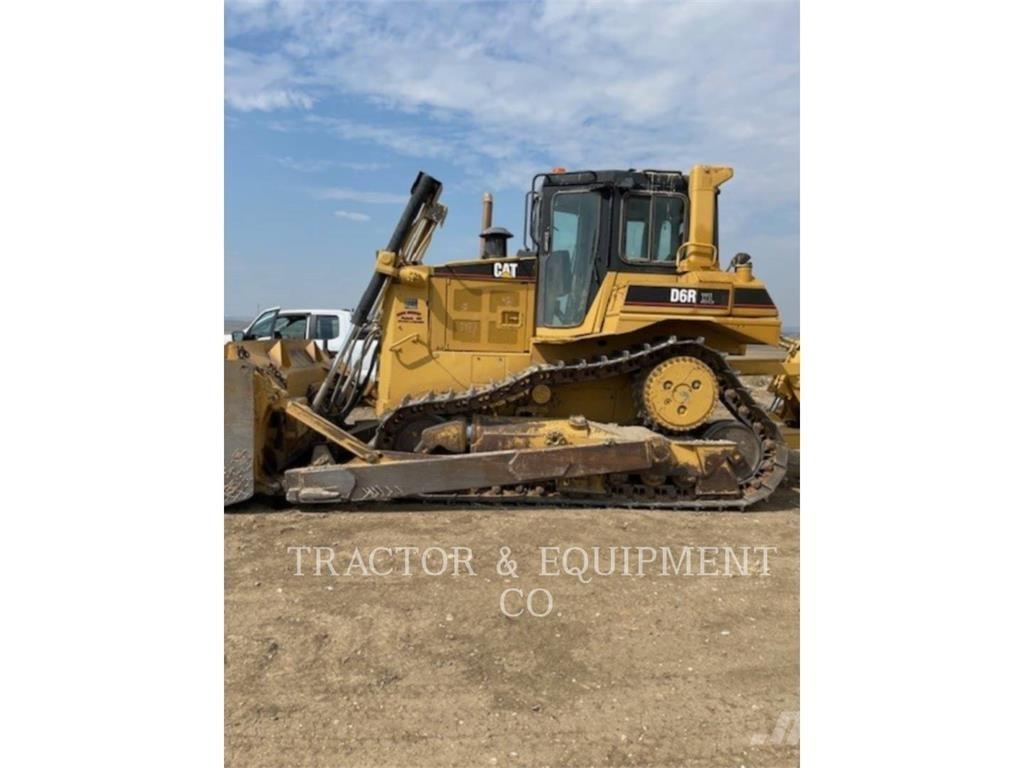 CAT D6R بلدوزرات مجنزرة