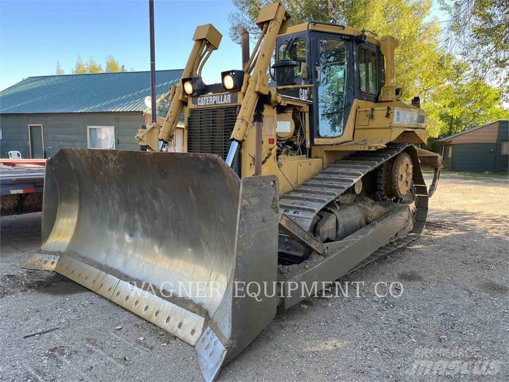 CAT D6R XL DS بلدوزرات مجنزرة