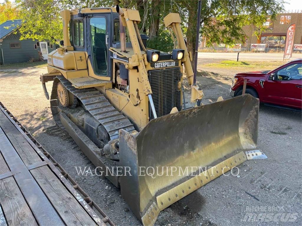CAT D6R XL DS بلدوزرات مجنزرة