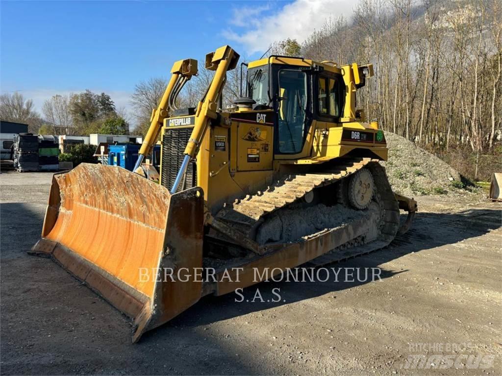 CAT D6R2XW بلدوزرات مجنزرة