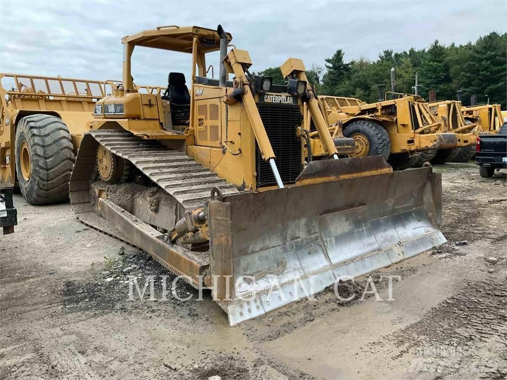 CAT D6RL بلدوزرات مجنزرة