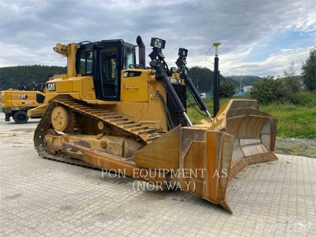 CAT D6T بلدوزرات مجنزرة