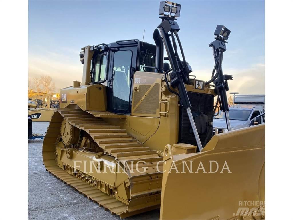 CAT D6T بلدوزرات مجنزرة