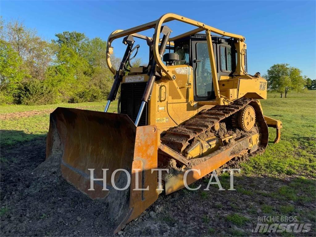 CAT D6T بلدوزرات مجنزرة