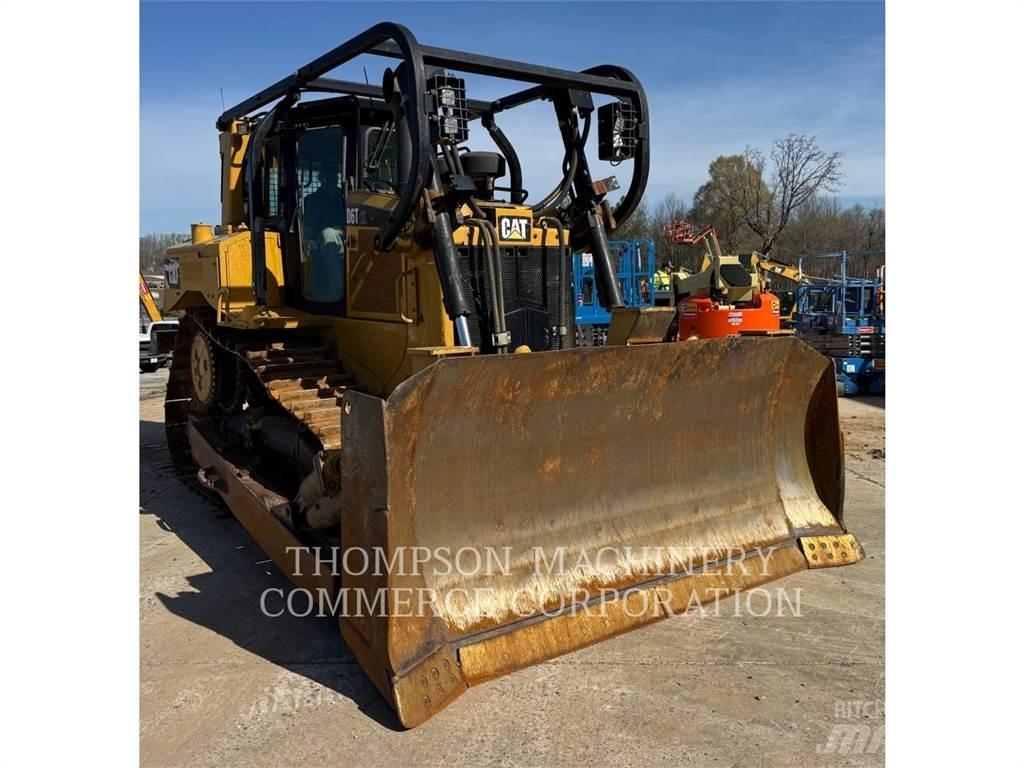 CAT D6T بلدوزرات مجنزرة