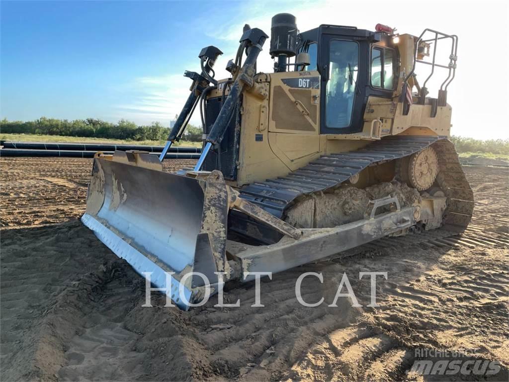 CAT D6T بلدوزرات مجنزرة